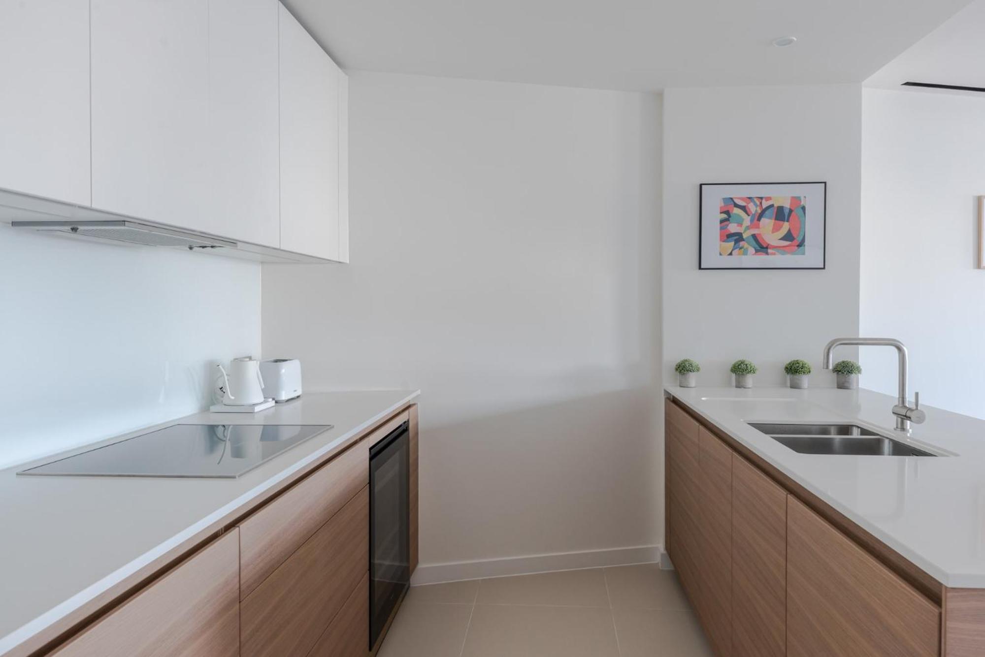 Zen Sanctuary - Soho - By Frankie Says Apartment Лондон Екстериор снимка